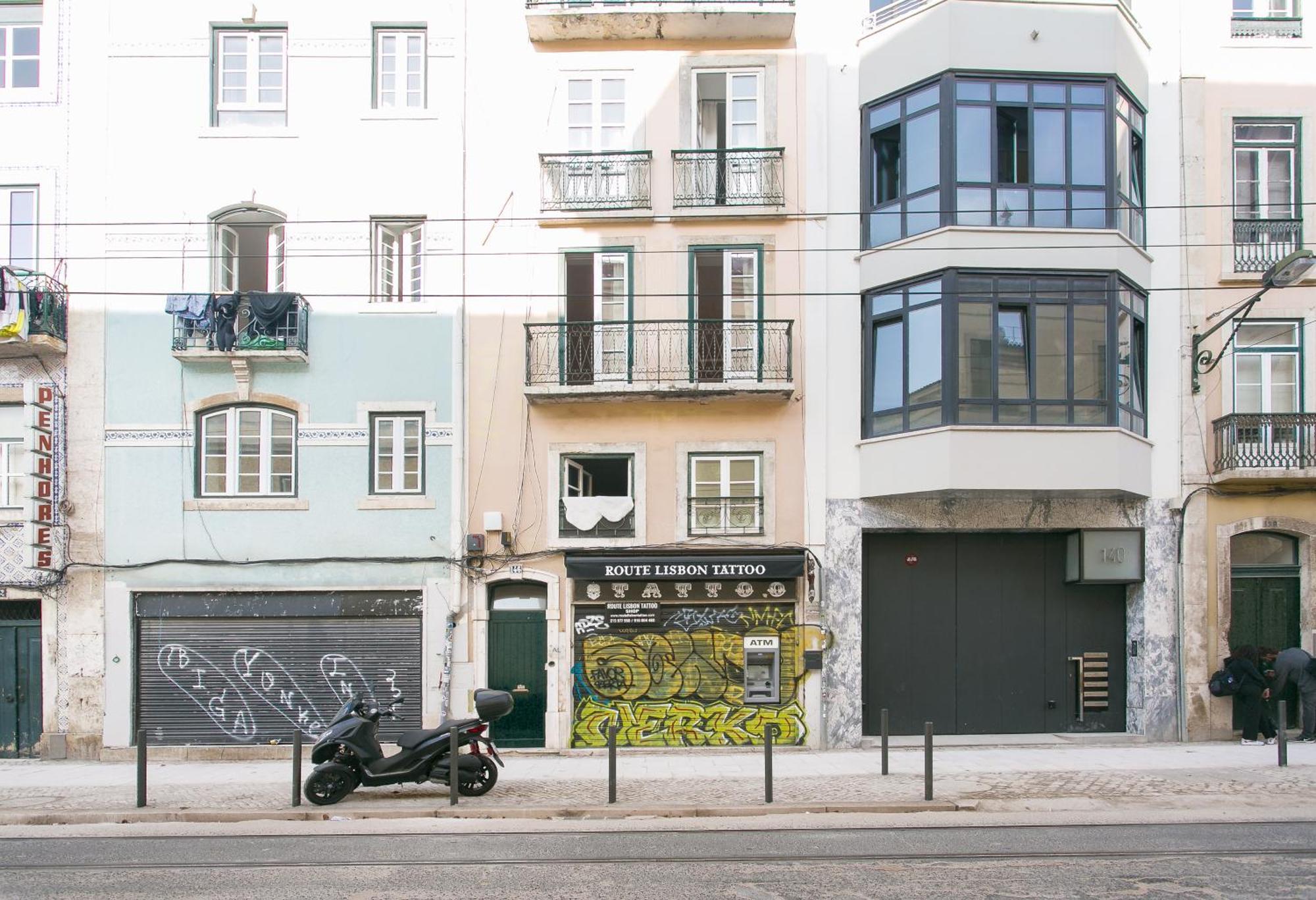 Cozy Apartment In Amazing Location! Lissabon Buitenkant foto